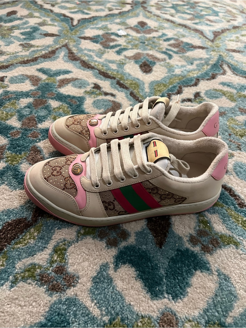 Gucci Beige & Pink GG Canvas Low-Top Sneakers - Picture 3 of 3